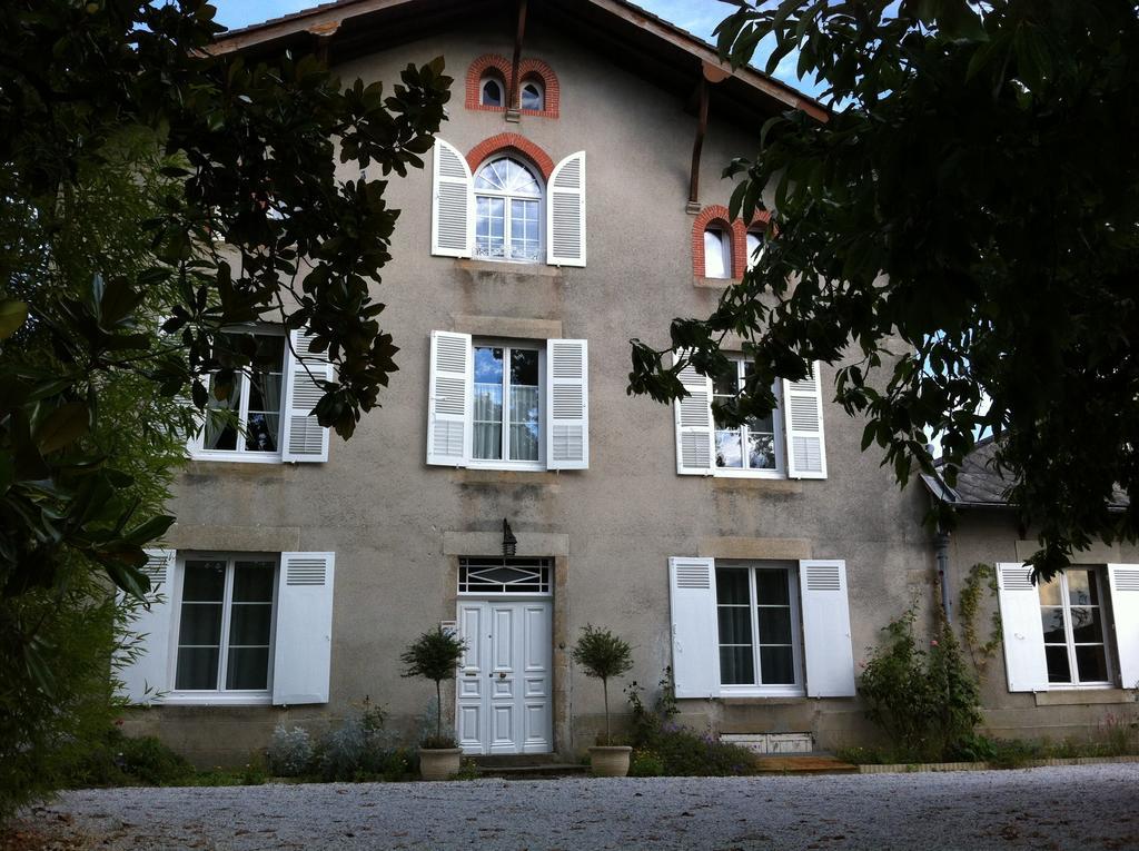Le Clos De La Muse Saint-Junien Buitenkant foto