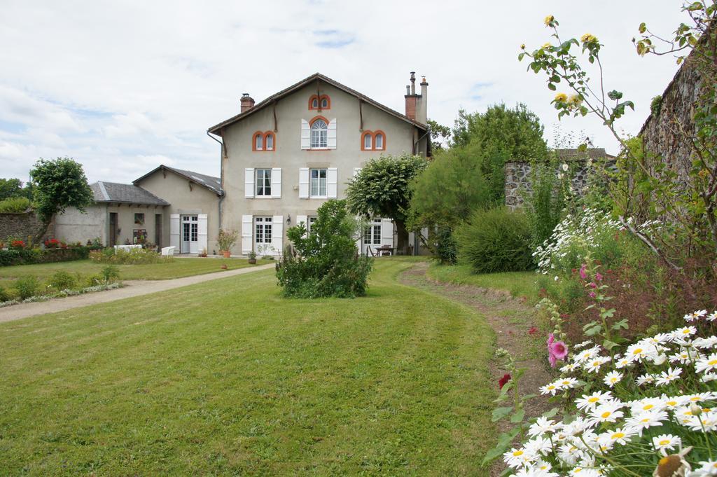 Le Clos De La Muse Saint-Junien Buitenkant foto