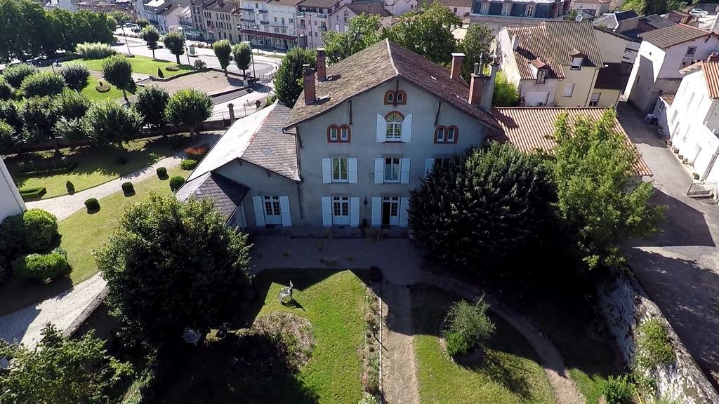 Le Clos De La Muse Saint-Junien Buitenkant foto