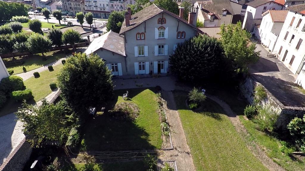 Le Clos De La Muse Saint-Junien Buitenkant foto